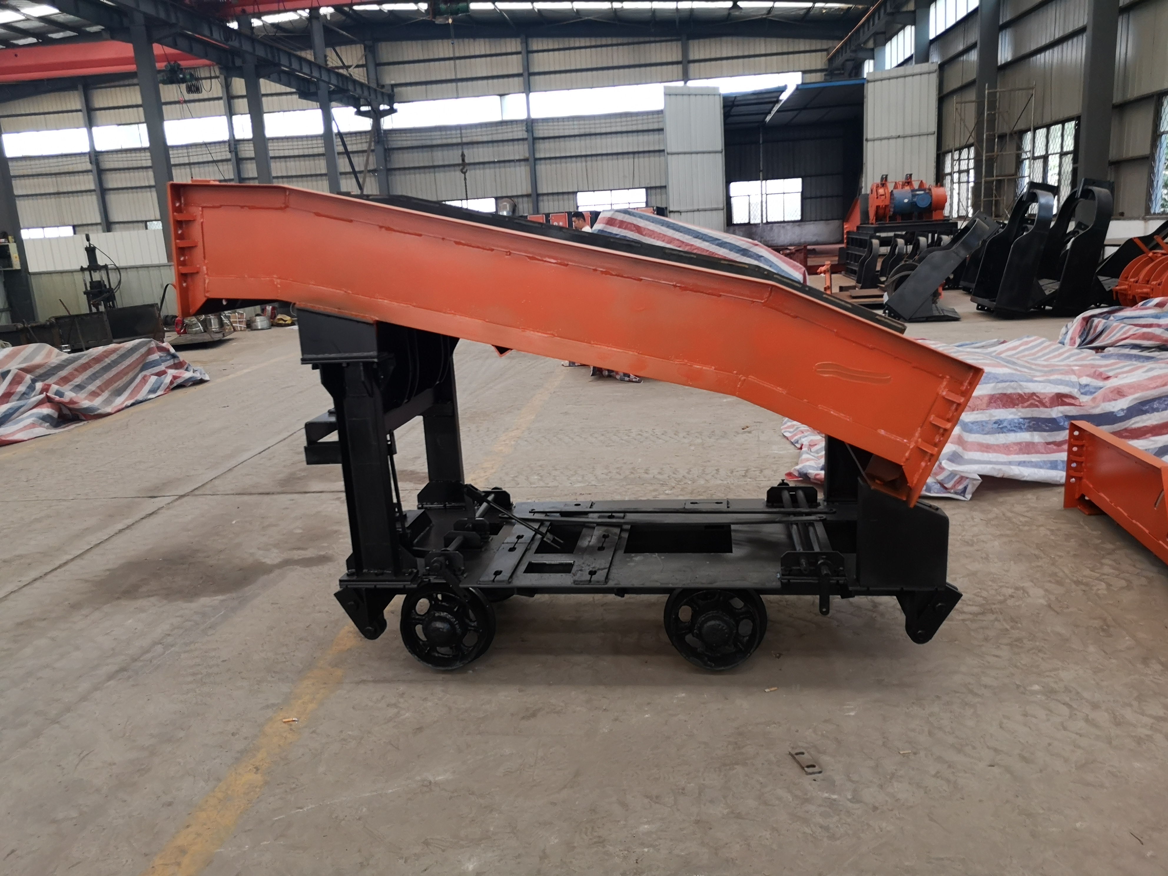 耙斗裝巖機(jī)的結(jié)構(gòu)組成?